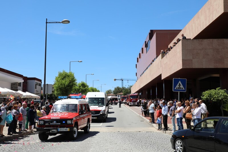 https://arquivo.bvvizela.pt/files/original/b71acf364e5459da22a6620a4a88a5d7518b5df6.jpg