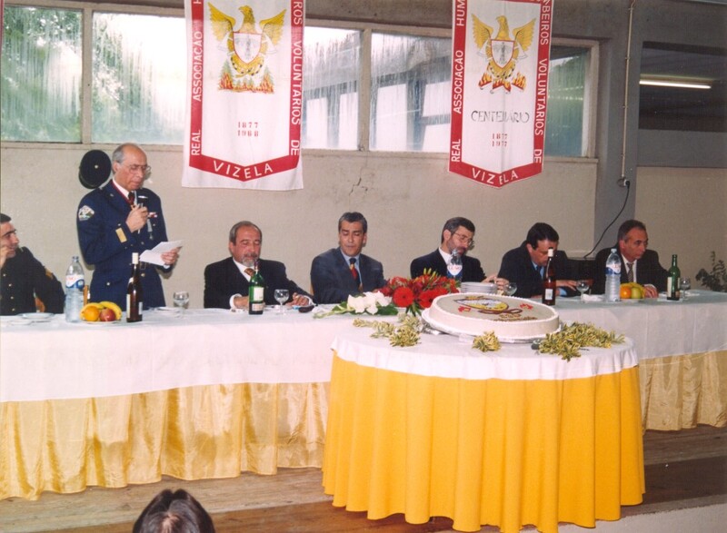 https://arquivo.bvvizela.pt/files/original/a2b877f1af2d0f10a97d680bec75cd134671ec7b.jpg