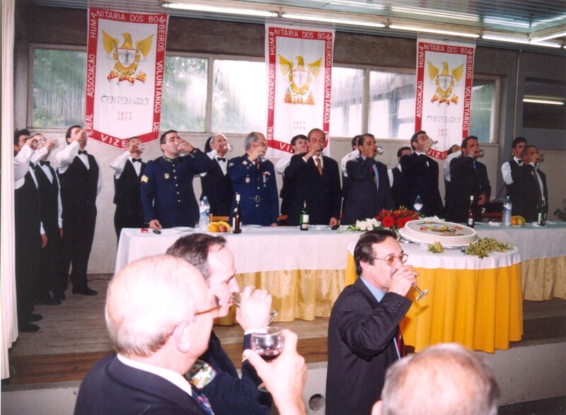 https://arquivo.bvvizela.pt/files/original/e9392898af6f8ffb0d9b0ab64199ea5ad996e00f.jpg