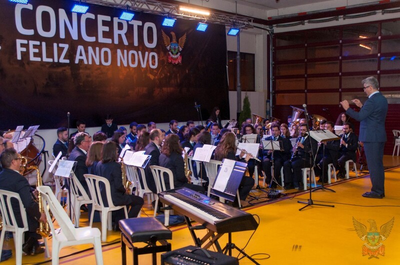 https://arquivo.bvvizela.pt/files/original/040c14d950572839e7a4a4ef1c4d31bc9f70fb2f.jpg