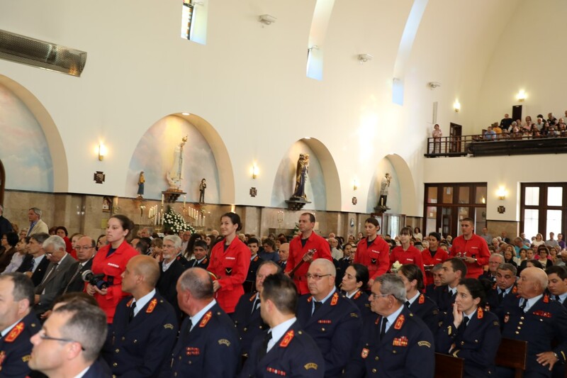 https://arquivo.bvvizela.pt/files/original/8e6b60457a20a2feb6624e21806154d496039fb3.jpg
