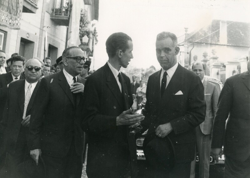 https://arquivo.bvvizela.pt/files/original/7f24444a089a5023120e4ad4de0944cb992e7fef.jpg