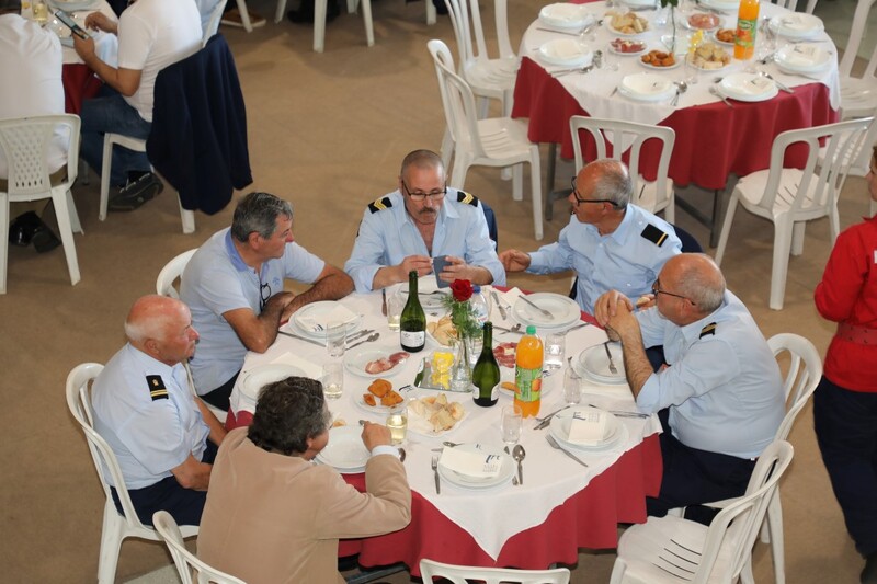 https://arquivo.bvvizela.pt/files/original/f74a34bef3ad3b8cdc43721eb2b45cc33b844327.jpg