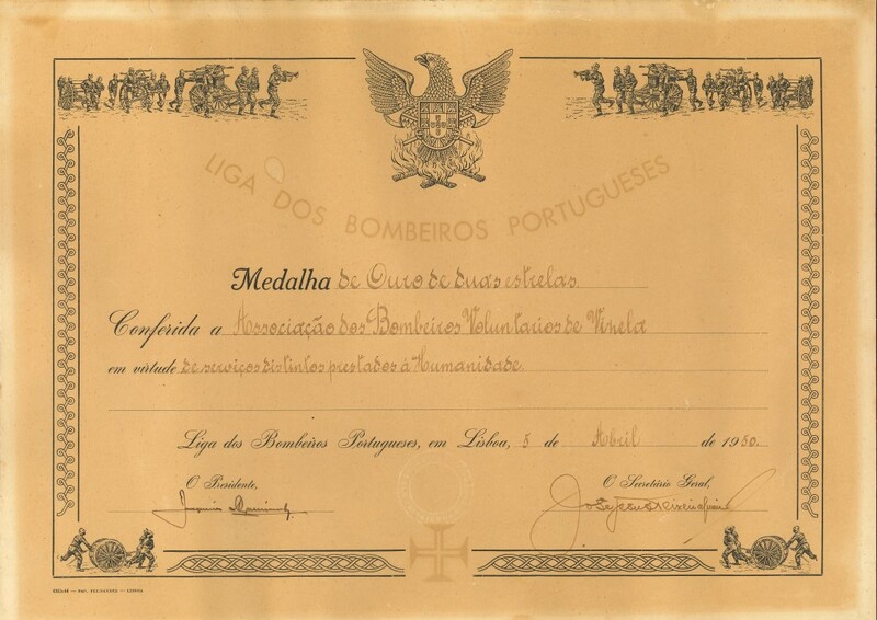 Medalha de Ouro de Duas Estrelas