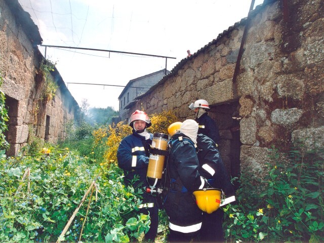 https://arquivo.bvvizela.pt/files/original/54d11554297b9894156ee5d8859f1c0b879596f2.jpg