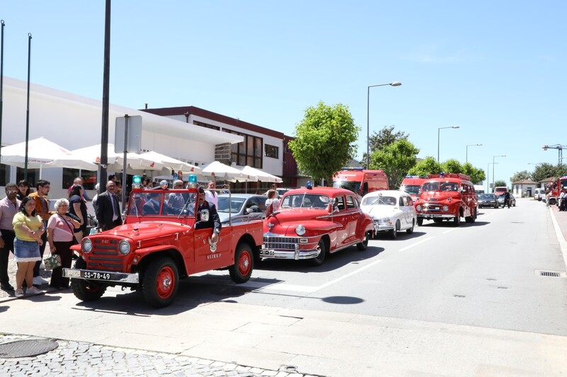 https://arquivo.bvvizela.pt/files/original/15e6c3a9474d659538a1c539883826da0b7337b8.jpg
