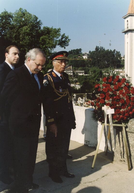 https://arquivo.bvvizela.pt/files/original/d135149785bf85949e33c396f1c2c4bd5b255813.jpg