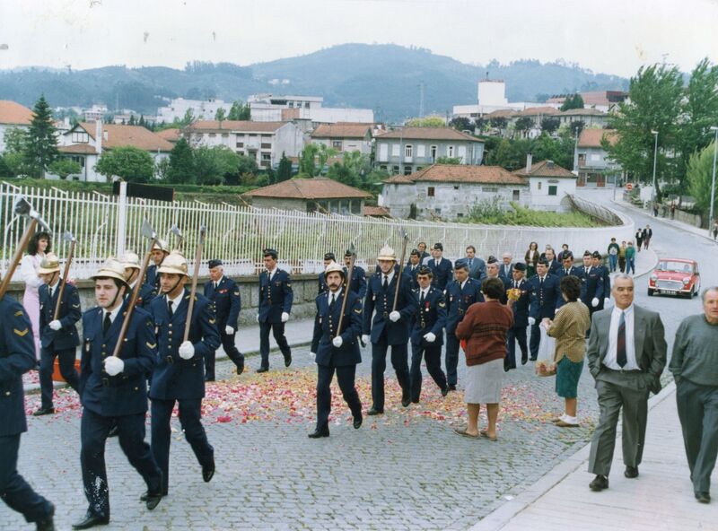 https://arquivo.bvvizela.pt/files/original/caa2ff1c6027eb11c820bc39af4f2c9e7f0fcac4.jpg