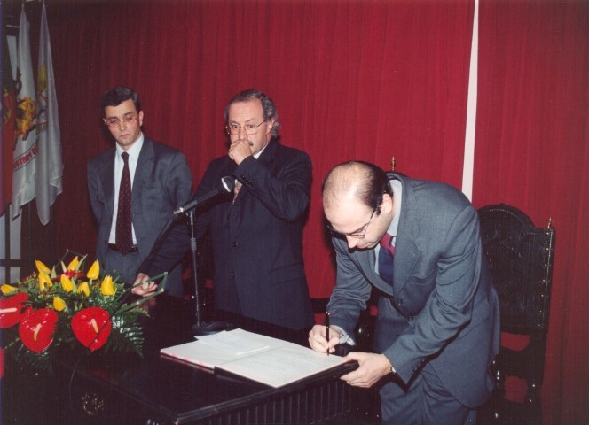 https://arquivo.bvvizela.pt/files/original/7c2c0b246dfb16090845208bd7faf8c5e823c56e.jpg