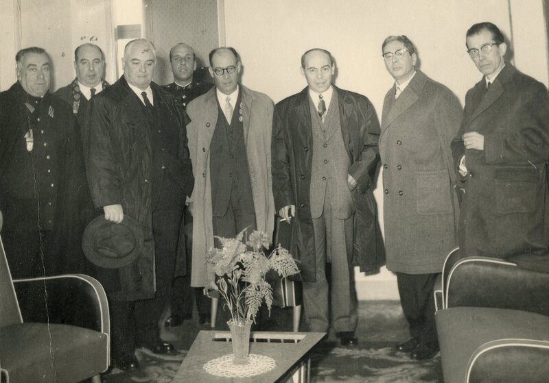 Atribuição de medalha Gratidão, em ouro, a Manuel João de Freitas Ribeiro de Faria