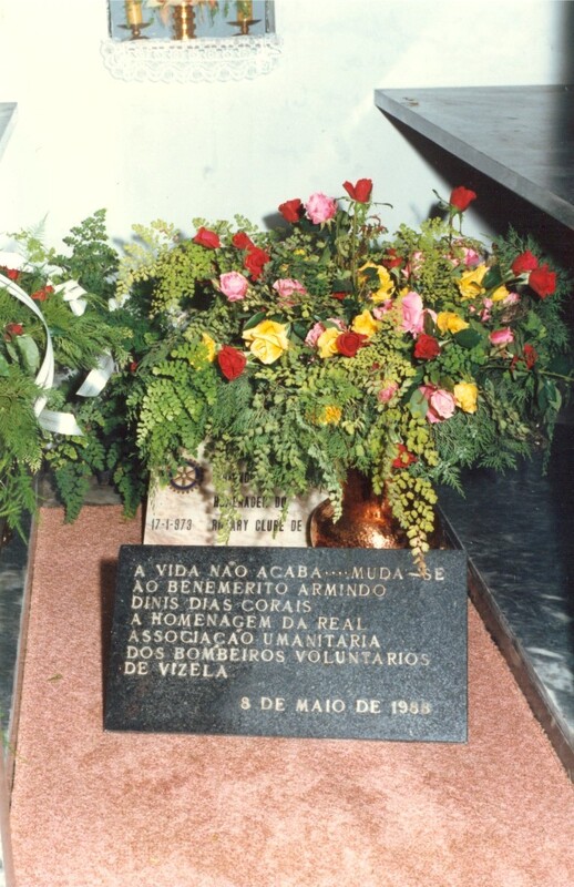 https://arquivo.bvvizela.pt/files/original/4d293b473596f46d860f154819b9802164c1db39.jpg