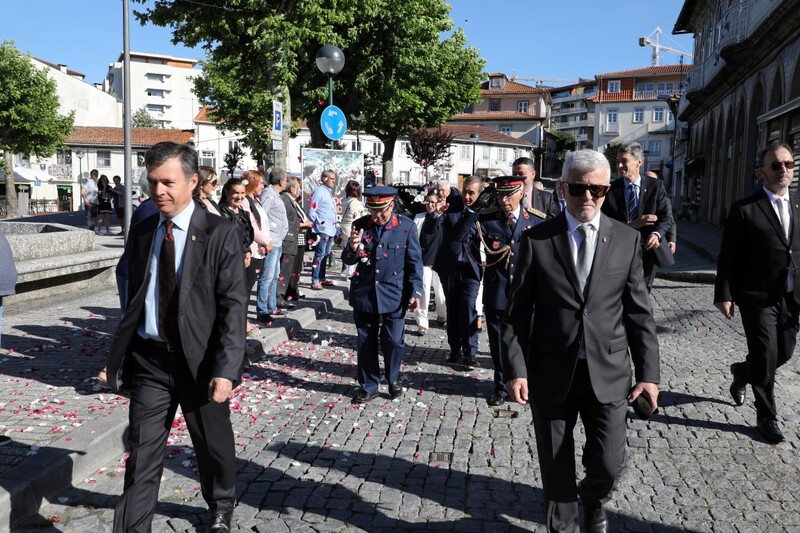 https://arquivo.bvvizela.pt/files/original/60e1fce82221c670362d39b8cea61a8fafdcdcd4.jpg