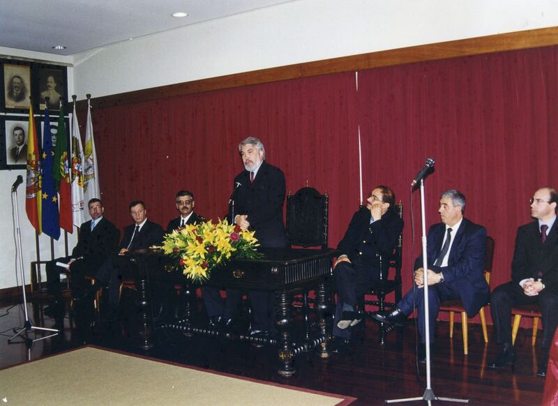 https://arquivo.bvvizela.pt/files/original/a7aa4cba4fa1c8c83a1946f8a89093befc569585.jpg