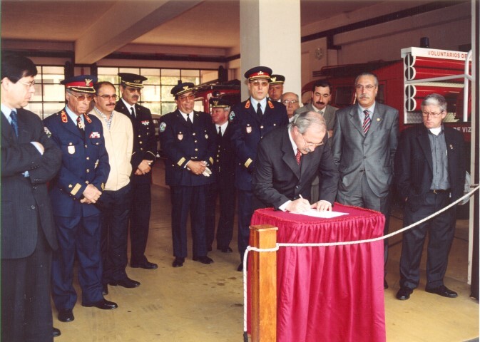 https://arquivo.bvvizela.pt/files/original/ba8224f6e1bfbbfaaff52a09f9963a01a5156c61.jpg