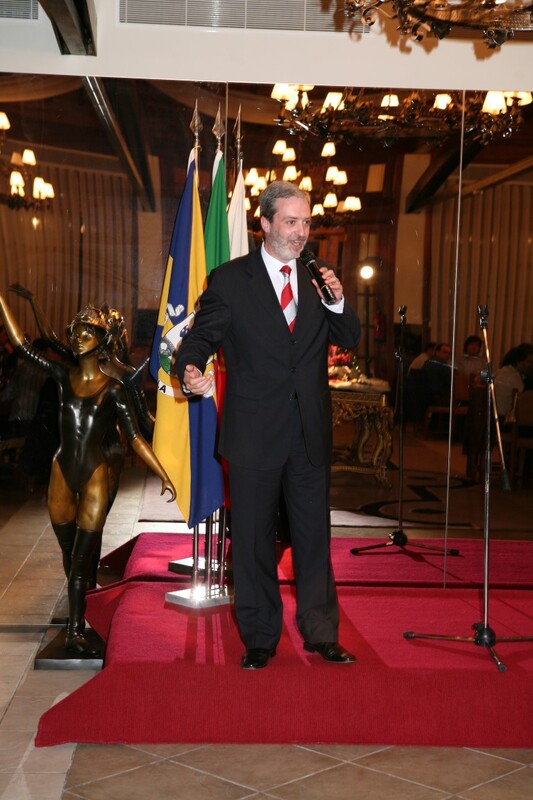 Venha jantar connosco