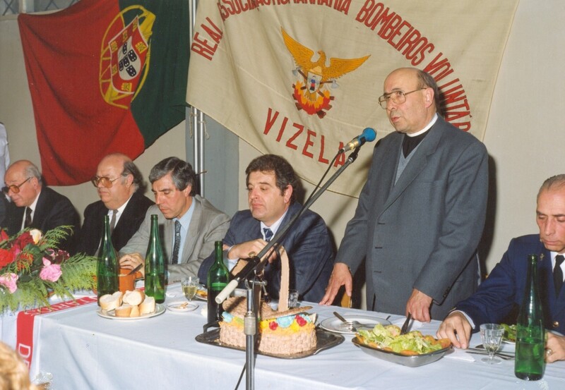 https://arquivo.bvvizela.pt/files/original/c3c4b063639b5bdce89a22db2705d93553df4ec9.jpg