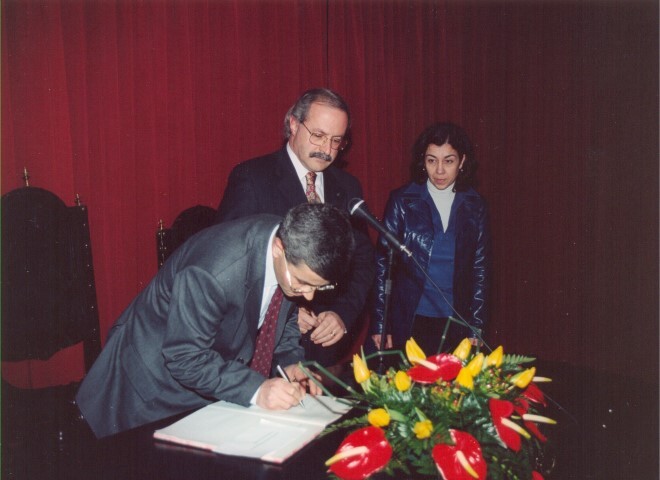 https://arquivo.bvvizela.pt/files/original/8f1d0c90b1629e22d081c21c038e87d918911e53.jpg