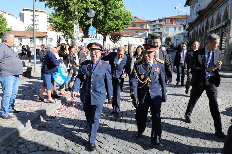 https://arquivo.bvvizela.pt/files/original/3c067f39fd39bfc30b00d5d421dd4d40f411797e.jpg