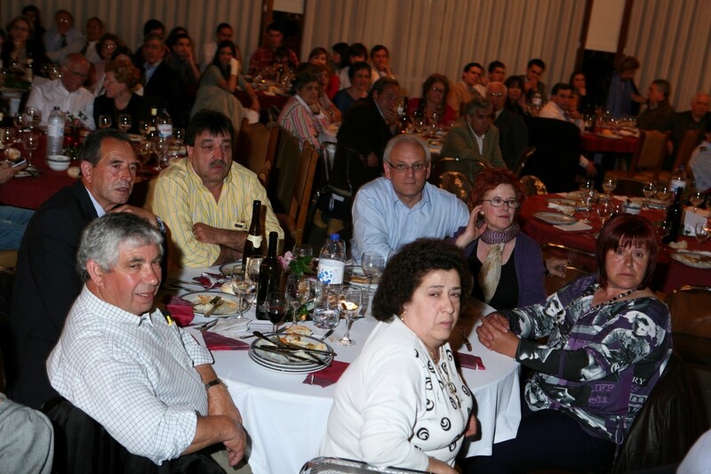 https://arquivo.bvvizela.pt/files/original/bc68e79b11bdd4289944de27cb733da13f68a62f.jpg