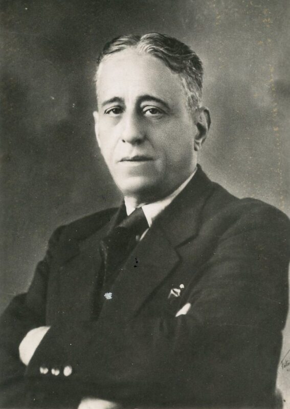 https://arquivo.bvvizela.pt/files/original/8eb27556359a92586b58ddd7b86d4fcd9f76a0fc.jpg