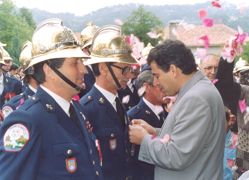 https://arquivo.bvvizela.pt/files/original/2f97d8419f687e64fce370bea2f5e9ff26e0a0a2.jpg