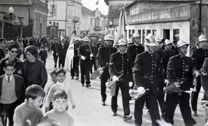 https://arquivo.bvvizela.pt/files/original/6ad25208d4a6870b89dcd030268859abc5ba8c14.jpg
