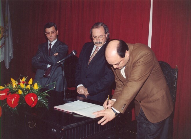 https://arquivo.bvvizela.pt/files/original/fe8d1ba24fc0bcd75bca89d9886cd3df2a8726b6.jpg