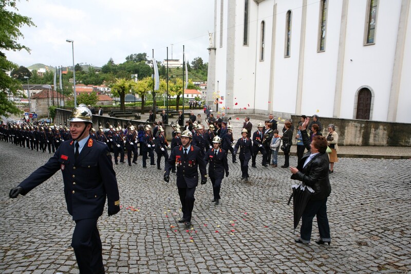 https://arquivo.bvvizela.pt/files/original/ad423b96ac4ab227b51c7d0af5f9a140d57dd46a.jpg