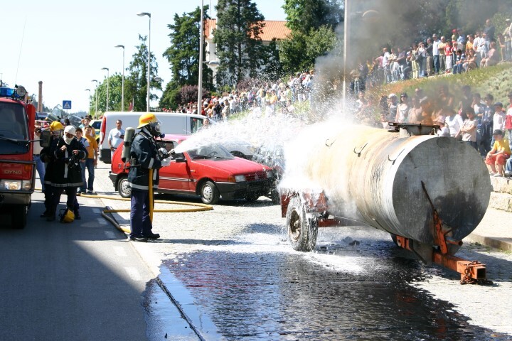 https://arquivo.bvvizela.pt/files/original/5a6534aae51e3deff5f705a9c729b1e7a99ef47d.jpg