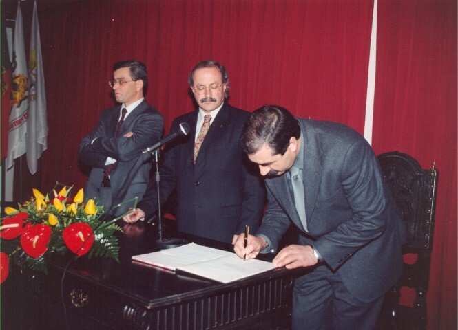 https://arquivo.bvvizela.pt/files/original/9aeb15d0cc465c8d5280a3f22f81834c47b9ec6f.jpg