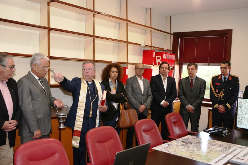 https://arquivo.bvvizela.pt/files/original/6a582f30fc0be34eacab311a8f2d4cb874afc5b3.jpg