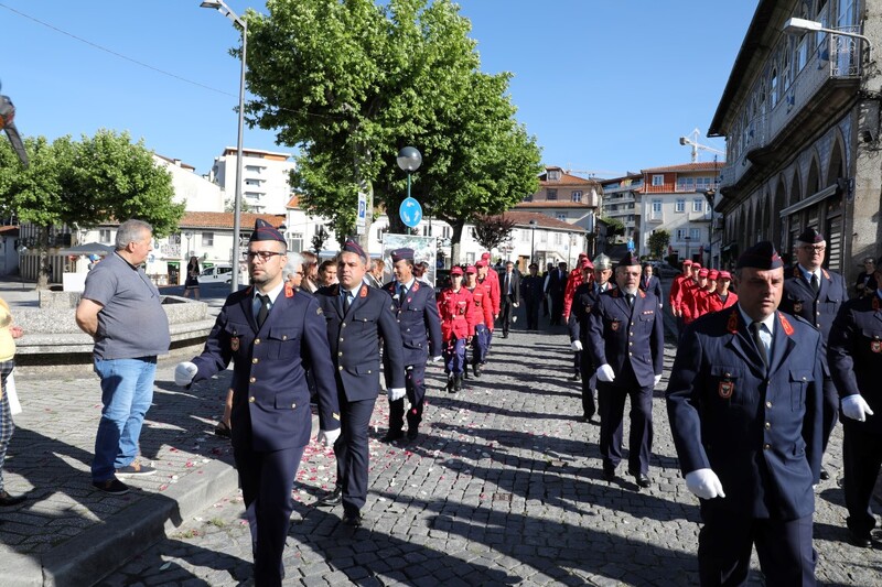 https://arquivo.bvvizela.pt/files/original/7a9d8fa9895ce8059bd0902ed0d2d146df65328c.jpg