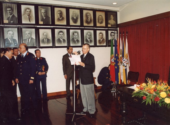 https://arquivo.bvvizela.pt/files/original/8f79d997645b92dc941278fb368b6511fe1a9f5e.jpg