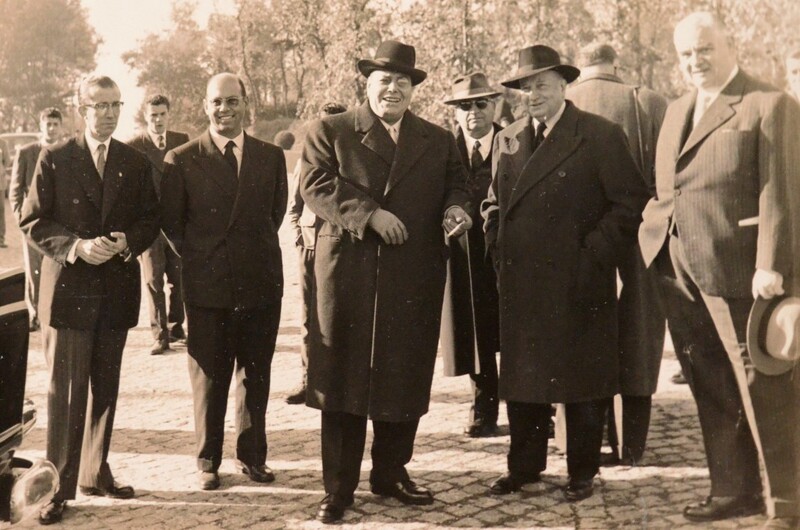 https://arquivo.bvvizela.pt/files/original/2a423237767ec66c24a8c6989379aa56d07f03cb.jpg
