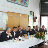 https://arquivo.bvvizela.pt/files/original/031aa2aa6149fd47159649ffbf33972749c4dcb8.jpg
