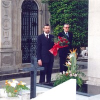 https://arquivo.bvvizela.pt/files/original/8927bf4c0108d03e9e9ee7599a13499bf61b6a72.jpg